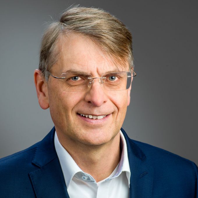 OLKR Dr. Jörg Mayer